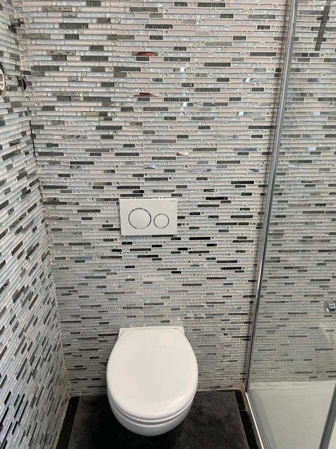 Zimmer Im Herzen Von Durlach Karlsruhe Luaran gambar