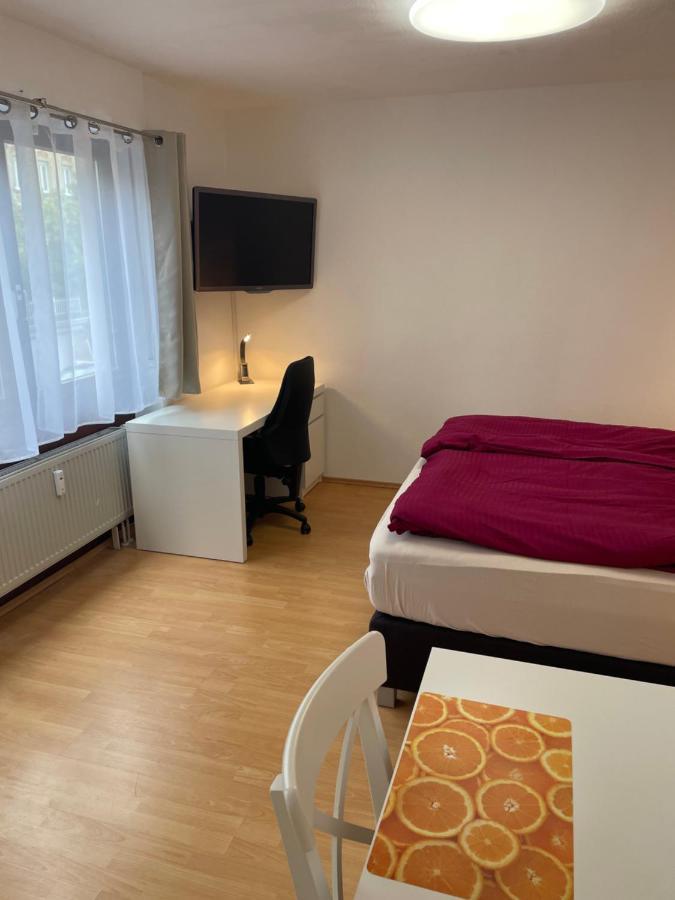 Zimmer Im Herzen Von Durlach Karlsruhe Luaran gambar