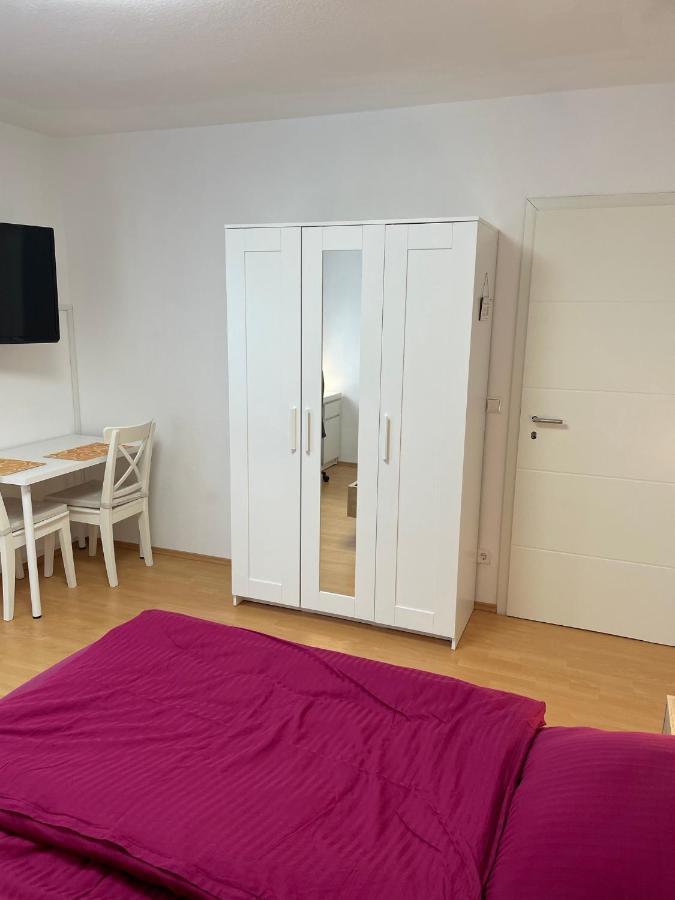 Zimmer Im Herzen Von Durlach Karlsruhe Luaran gambar